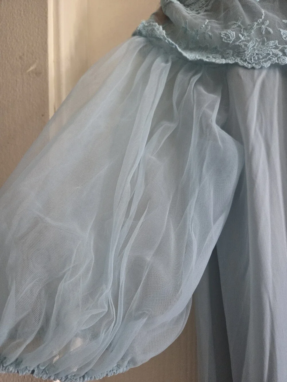 Vanity Fair long nylon 12 